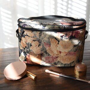 Vintage Modella Floral Tapestry Makeup Travel Case w Mirror